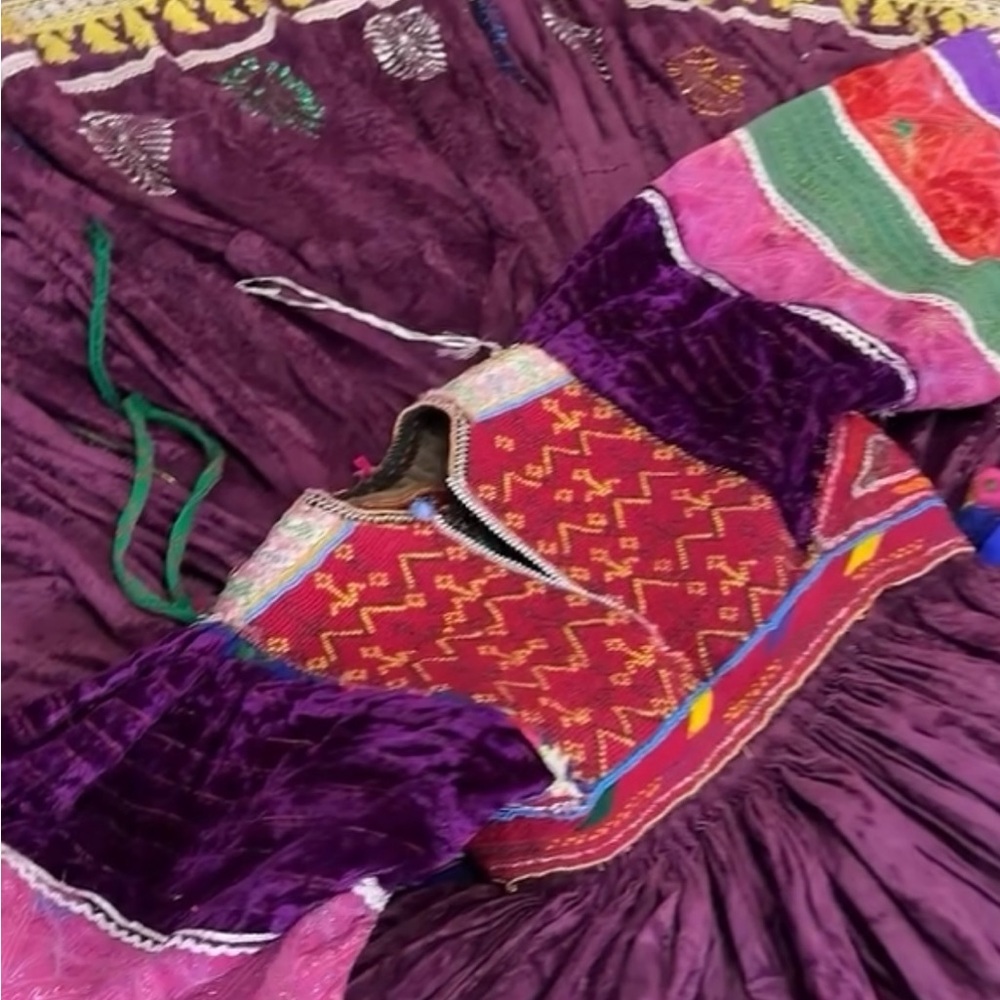 Vintage Afghani dress Purple red and green Bishop Sleeves Boho Kuchi Size XS - Picture 3 of 8